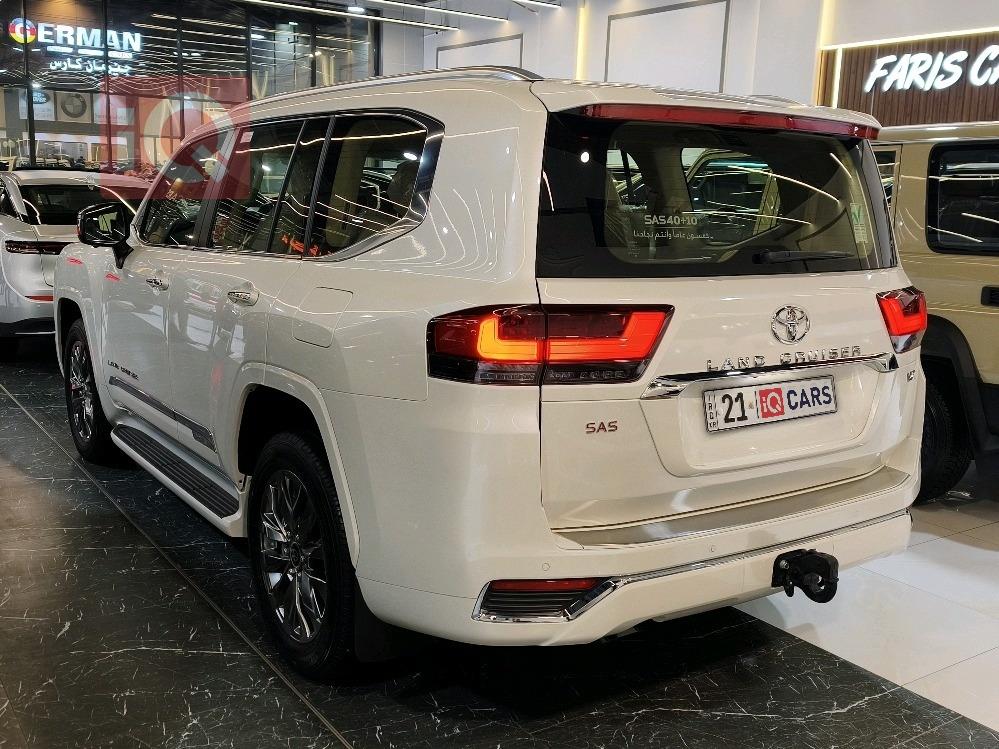 تويوتا لاندكروزر